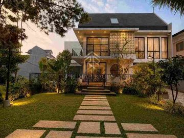 Dijual  Villa Terbaik Siap Huni di Sersan Bajuri Setiabudi Lembang Bandung