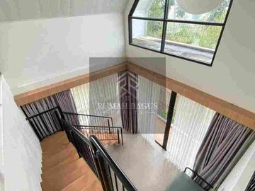 Dijual  Villa Terbaik Siap Huni di Sersan Bajuri Setiabudi Lembang Bandung