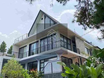 Dijual  Villa Terbaik Siap Huni di Sersan Bajuri Setiabudi Lembang Bandung
