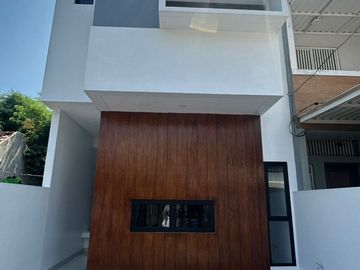 Dijual Rumah di Puspa Asri, Cirendeu, Tangerang