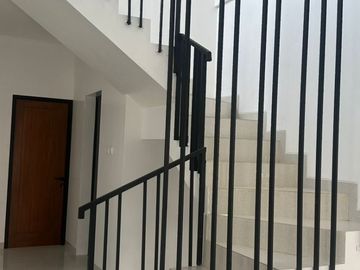Dijual Rumah di Puspa Asri, Cirendeu, Tangerang