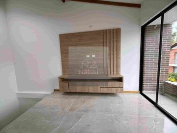 Casa Unifamiliar en Urbanización abierta para estrenar
