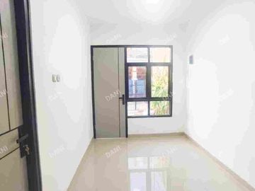 RUMAH BARU MINIMALIS SIAP HUNI DI BEKASI