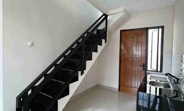 Rumah Baru Mezanine dekat Bubulak di Sindangbarang Kota Bogor