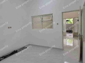 Dijual rumah renov siap huni di Green Semanggi Residence