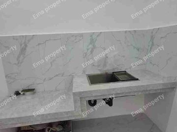 Dijual rumah renov siap huni di Green Semanggi Residence