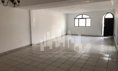 CASA EN JUANACATLAN