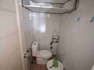 Dijual rumah 2 lantai 4 kamar di grand Depok city dekat dengan stasiun Depok lama