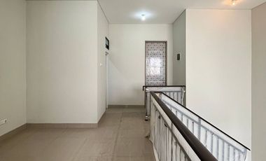 Rumah Wisata Bukit Mas, Cluster Madrid
