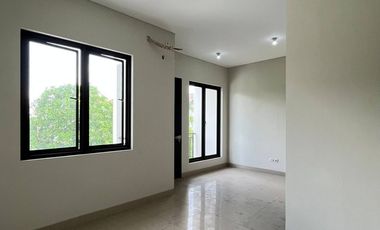 Rumah Wisata Bukit Mas, Cluster Madrid