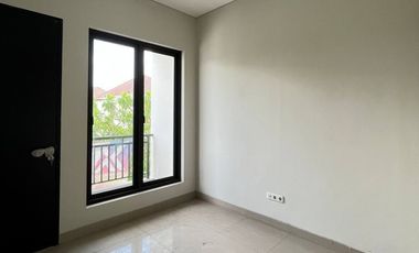 Rumah Wisata Bukit Mas, Cluster Madrid