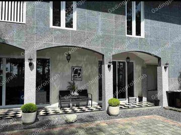 Dijual Rumah Setiabudi Regency Semi Furnished