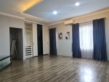 RUMAH MEWAH BANGUNAN MANDIRI, PRIVATE POOL BSD ELECTRIC GATE GARAGE