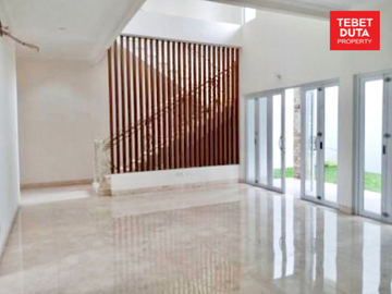 Dijual Rumah Cluster Cipinang Lokasi Strategis Nyaman Jalan 2 Mobil