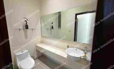 CASA EN VENTA EN LOMAS DEL TEC