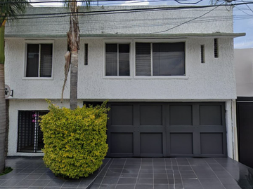 Casa en venta Balcones del Valle 1ra Secc, San Luis Potosí, S.L.P. NF