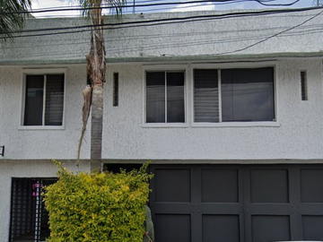 Casa en venta Balcones del Valle 1ra Secc, San Luis Potosí, S.L.P. NF