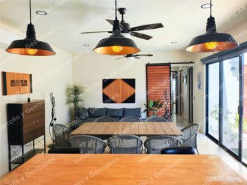 Casa 2 Niveles en Privada, Cholul al Norte de Merida, Yuc.