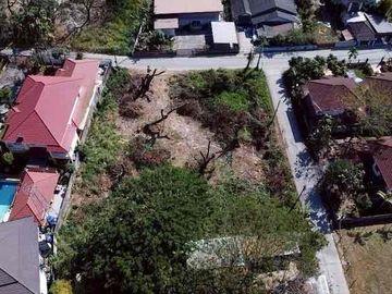 ✨ Property Details
Land plot with a total area of ​​403 square wa (approximately 196 square meters)