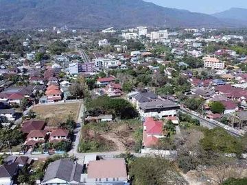 ✨ Property Details
Land plot with a total area of ​​403 square wa (approximately 196 square meters)