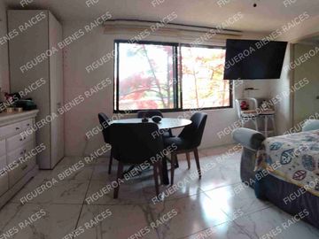 Hermoso y amplio departamento en Acapatzingo con bonita vista. C=203M2