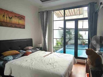 Semi Furnish Rumah Dijual ada Kolam Renang di Arcamanik Endah Kota Bandung