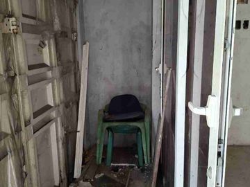 Ruko Jl Adi Sucipto Sederet Oflahertis
