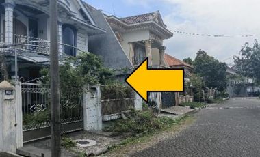Dijual Via Lelang Rumah Strategis di Gayungan Timur