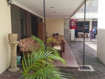 Rumah Area Majend Sungkono  Jl Pakis Argosari Hook utara selatan  Full Furnish  Row 3mobil