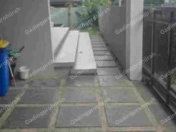 Dijual Rumah Bagus Hook SHM di Turangga