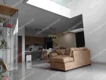 Dijual Rumah Bagus Hook SHM di Turangga