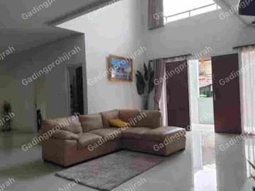 Dijual Rumah Bagus Hook SHM di Turangga
