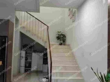 Dijual Rumah Bagus Hook SHM di Turangga