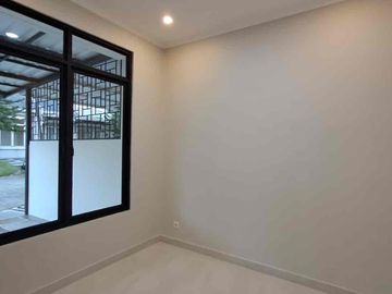 Rumah semi furnish di sentul cantik harga di bawah pasaran