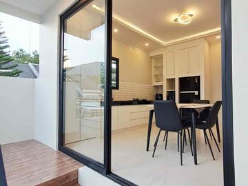 Rumah semi furnish di sentul cantik harga di bawah pasaran