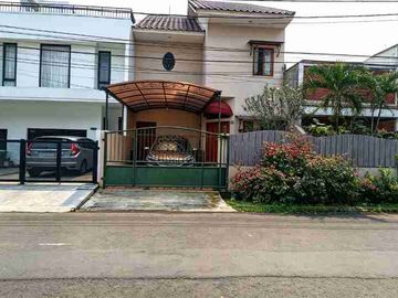 Rumah Siap Huni Cinere Estate Depok 2 Lantai LT 130 LB 160 SHM