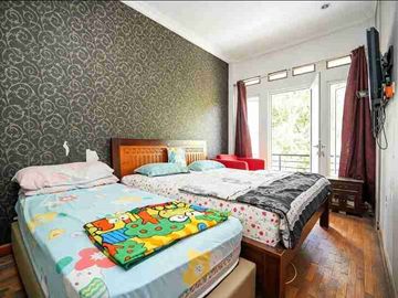 Rumah Siap Huni Cinere Estate Depok 2 Lantai LT 130 LB 160 SHM