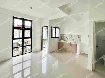 Quezon City Townhouse near Sm Fairview