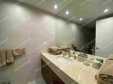 HERMOSO DEPARTAMENRO EN RENTA AMUEBLADO CON TERRAZA PRIVADA Y GYM