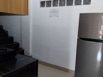 DIJUAL RUMAH KOST AKTIF – 400 METER KAMPUS UI DEPOK