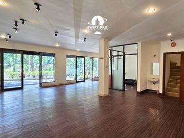 Double Side Ruko di lokasi premium BSD siap huni dan semi furnish