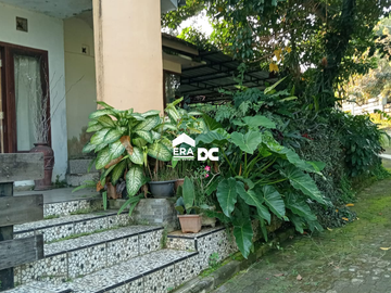 Jual Rumah Asri Halaman Hijau Siap Huni di Kuripan Mijen Semarang