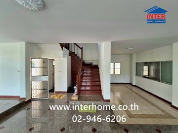 Two-story detached house, 69.6 sq.wah, Maneerin Ratana Thibet Village, near Big C Tha Iit, near Lotus North Ratchaphruek, Soi Tha Iit-Saimai, Ratana T