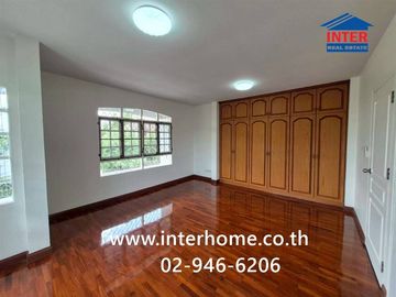 Two-story detached house, 69.6 sq.wah, Maneerin Ratana Thibet Village, near Big C Tha Iit, near Lotus North Ratchaphruek, Soi Tha Iit-Saimai, Ratana T