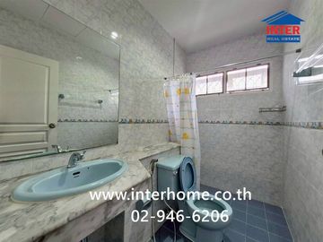 Two-story detached house, 69.6 sq.wah, Maneerin Ratana Thibet Village, near Big C Tha Iit, near Lotus North Ratchaphruek, Soi Tha Iit-Saimai, Ratana T