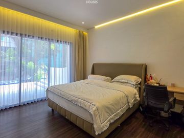 Kebayoran Baru 469m² SHM Row Lebar Siap Huni 5+2KT, 27M Nego
