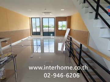 Three-story commercial building, 28 sq.wa., Siri Avenue Bangna 3 Village, near Sermsuk Bang Bo Market, Rattanarat Road, Bangna-Trat Road, Bang Bo, Sam