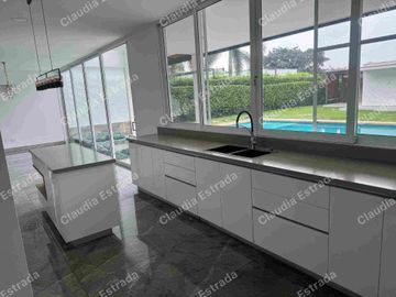 CASA PARA LA VENTA PANCE
