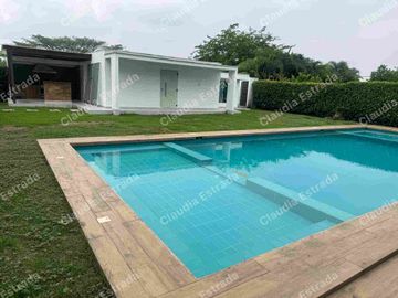 CASA PARA LA VENTA PANCE
