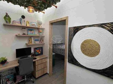 Casa en urbanización cerrada con 4 habitaciones